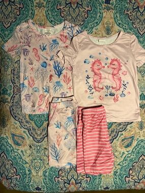 SHEIN Pink Seahorse & Ocean Print Kids Pajama Set